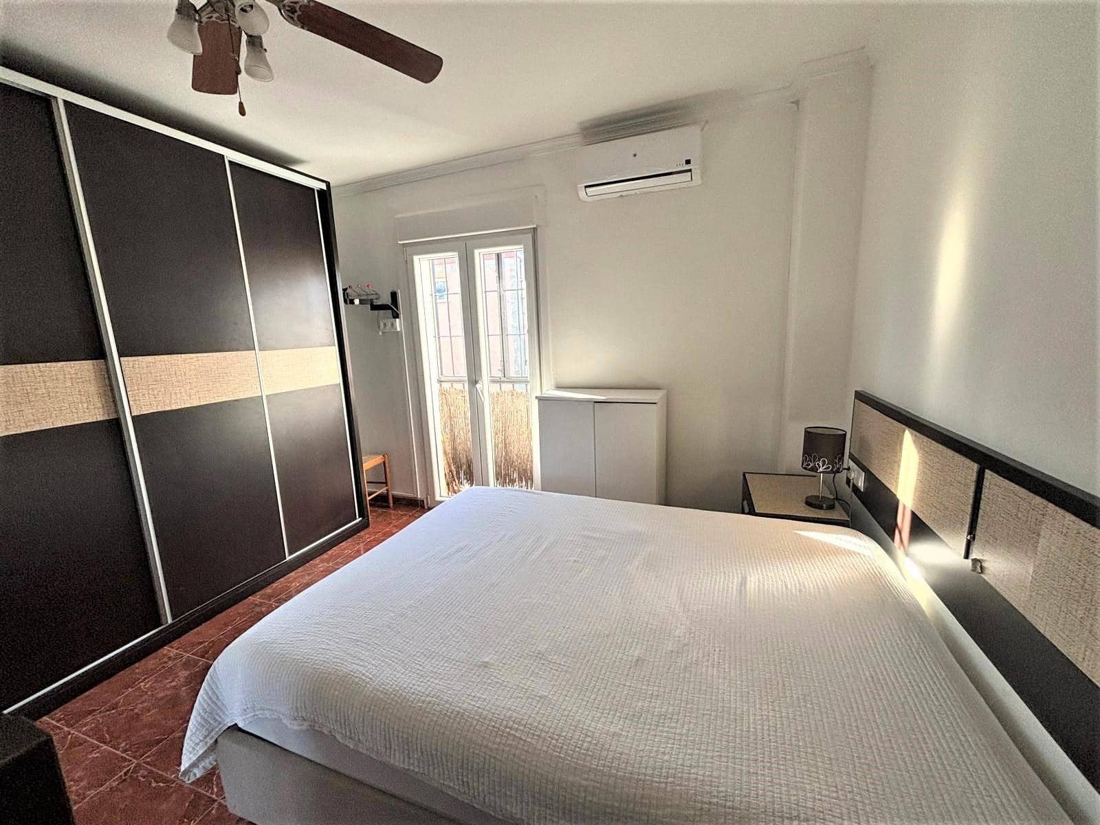 3 Zimmer Reihenhaus zu vermieten in Torremolinos mit Pool Garage - 1.300 € (Ref: 9561715)