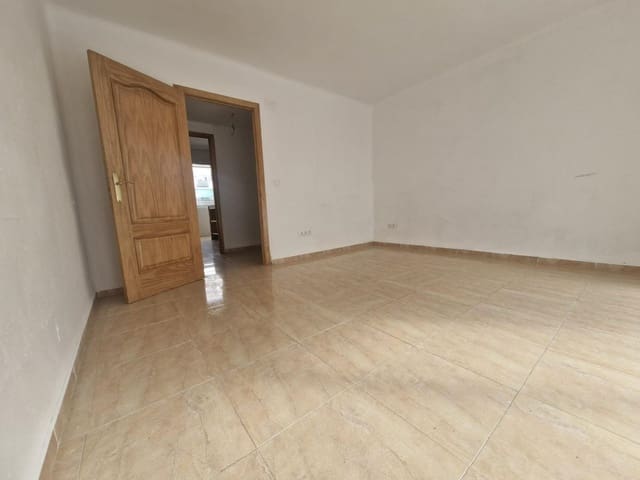 3 bedroom Apartment for sale in Torremolinos - € 220,000 (Ref: 9568503)