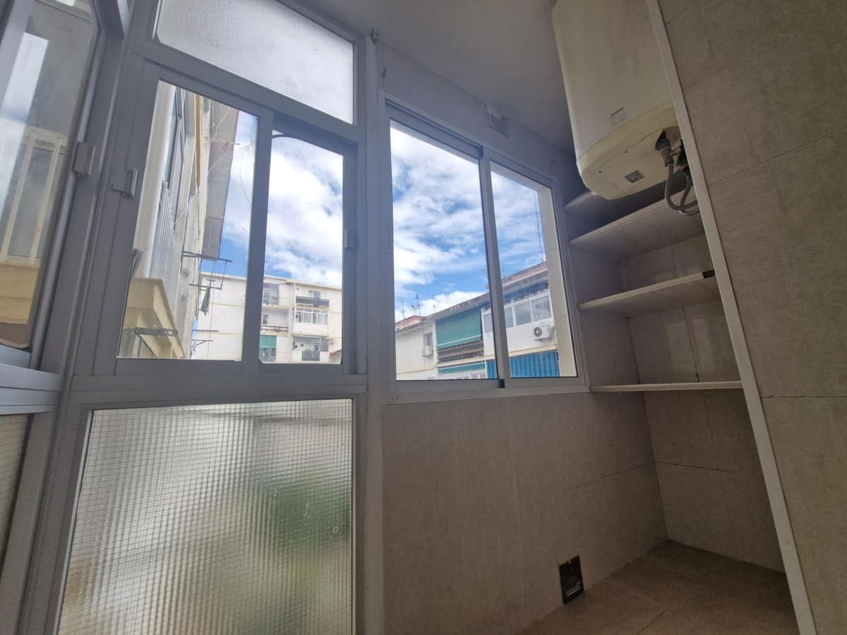 3 bedroom Apartment for sale in Torremolinos - € 220,000 (Ref: 9568503)