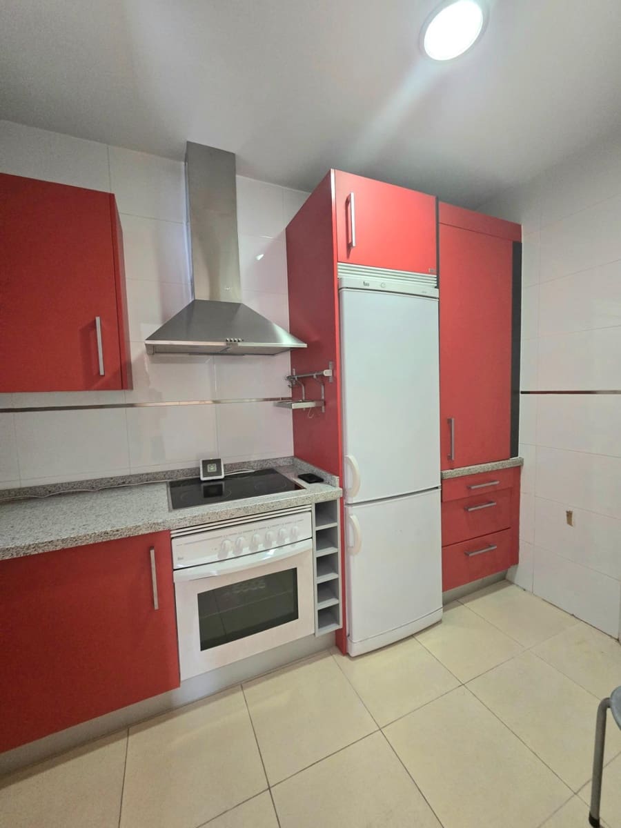 2 sypialnia Mieszkanie na sprzedaż w Miasto Malaga z garażem - 293 000 € (Ref: 9571087)