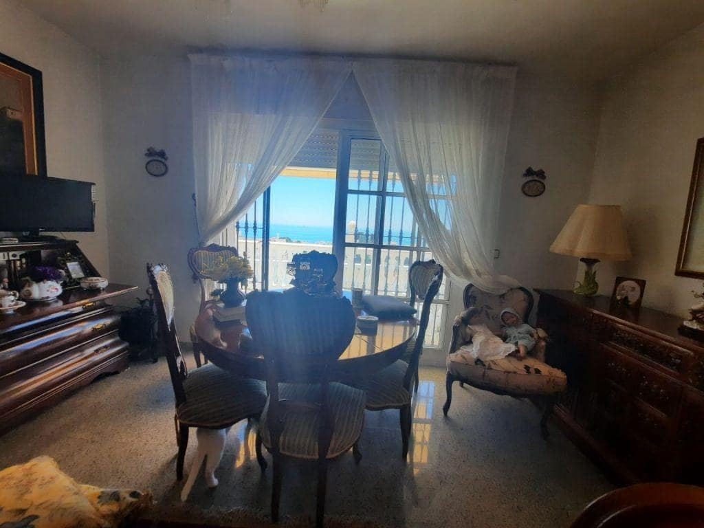 3 makuuhuone Asunto myytävänä paikassa Torremolinos mukana uima-altaan 
autotalli - 479 900 € (Ref: 9574567)