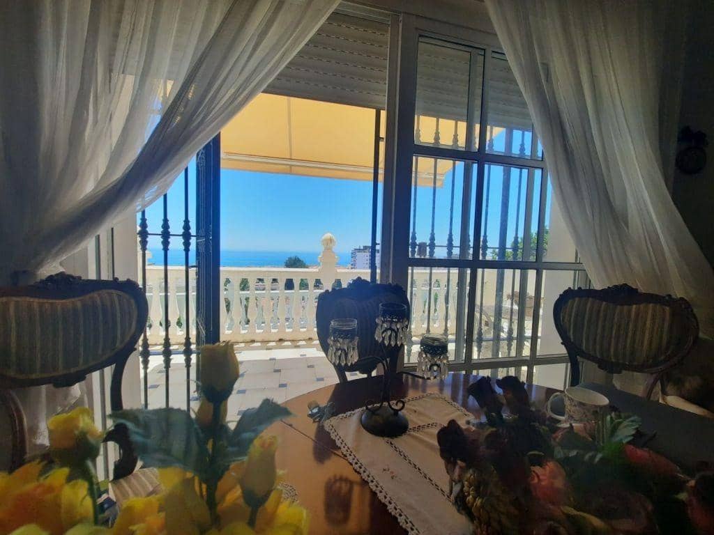 3 makuuhuone Asunto myytävänä paikassa Torremolinos mukana uima-altaan 
autotalli - 479 900 € (Ref: 9574567)