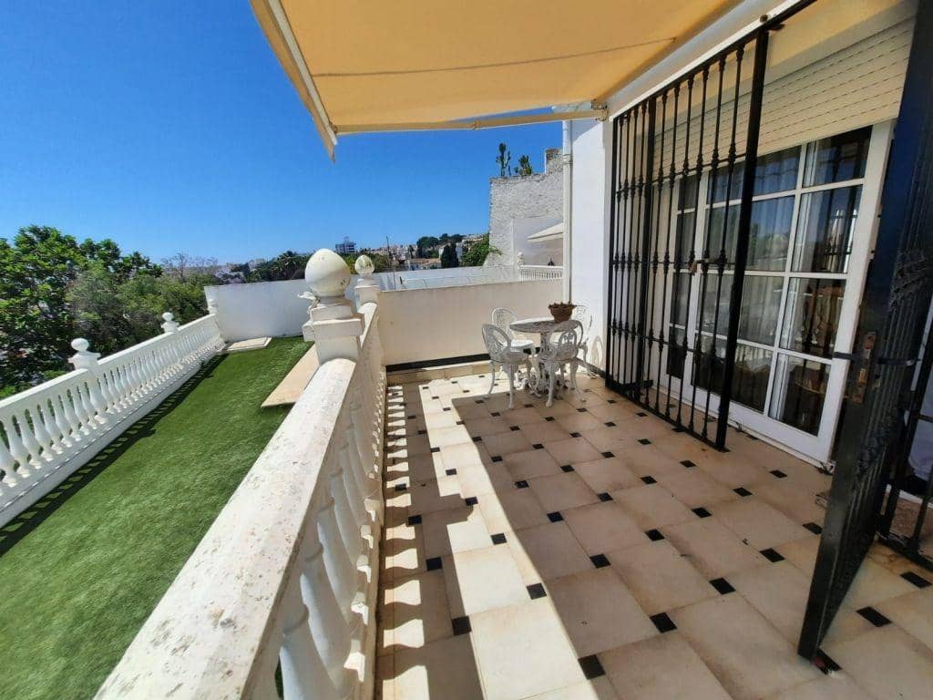 3 makuuhuone Asunto myytävänä paikassa Torremolinos mukana uima-altaan 
autotalli - 479 900 € (Ref: 9574567)