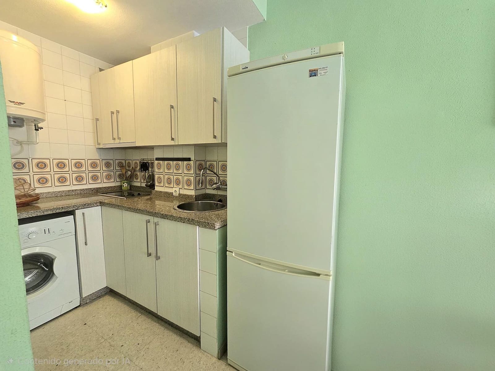 1 soverom Leilighet til salgs i Torremolinos med garasje - € 203 000 (Ref: 9576674)