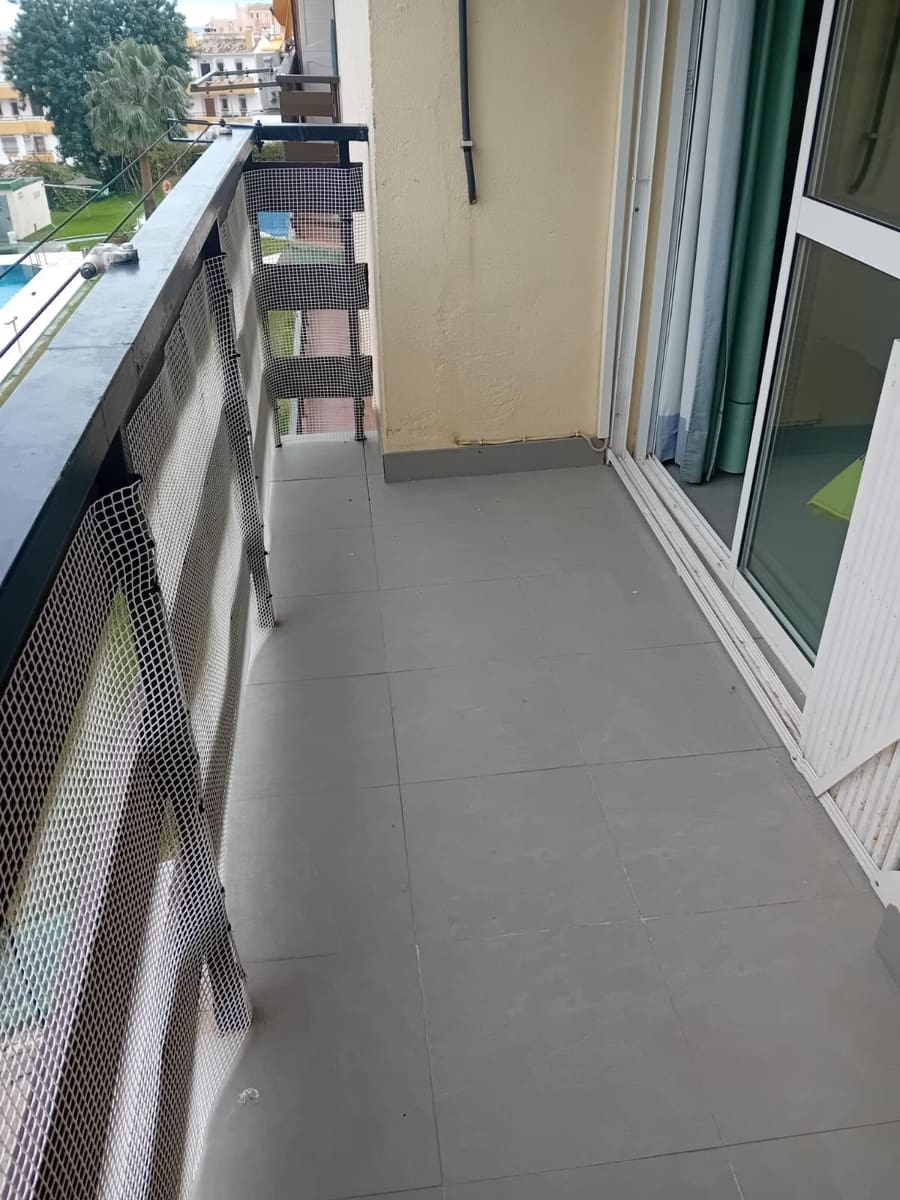 Studio à vendre à Benalmadena avec piscine - 148 000 € (Ref: 9582888)