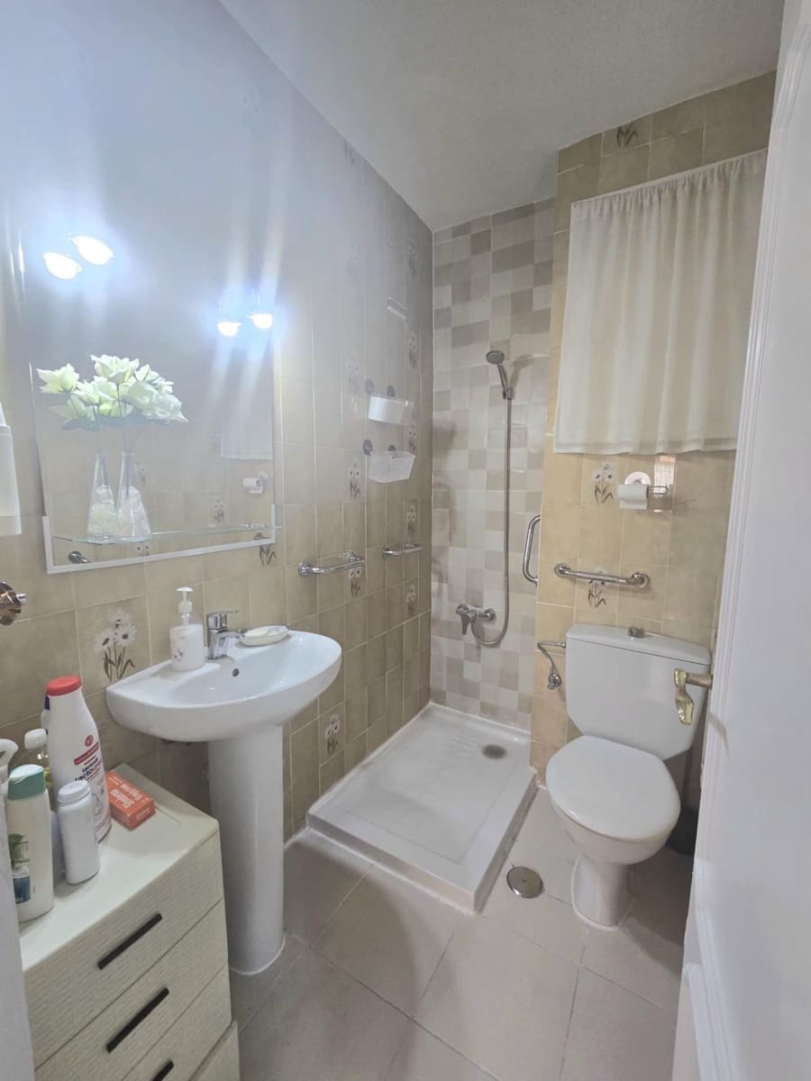 3 bedroom Flat for sale in Torremolinos - € 189,000 (Ref: 9591190)