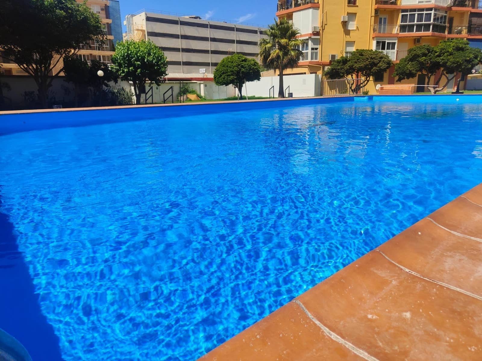 Studio till salu i Torremolinos med pool - 191 000 € (Ref: 9604918)