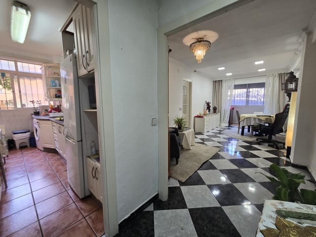 3 soveværelse Lejlighed til salg i Torremolinos - € 225.000 (Ref: 9615365)