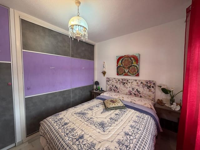 Apartament na sprzedaż w Torremolinos z basenem - 240 000 € (Ref: 9629901)