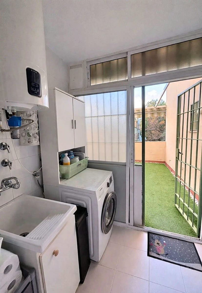 3 bedroom Flat for sale in Torremolinos with pool garage - € 359,000 (Ref: 9656010)