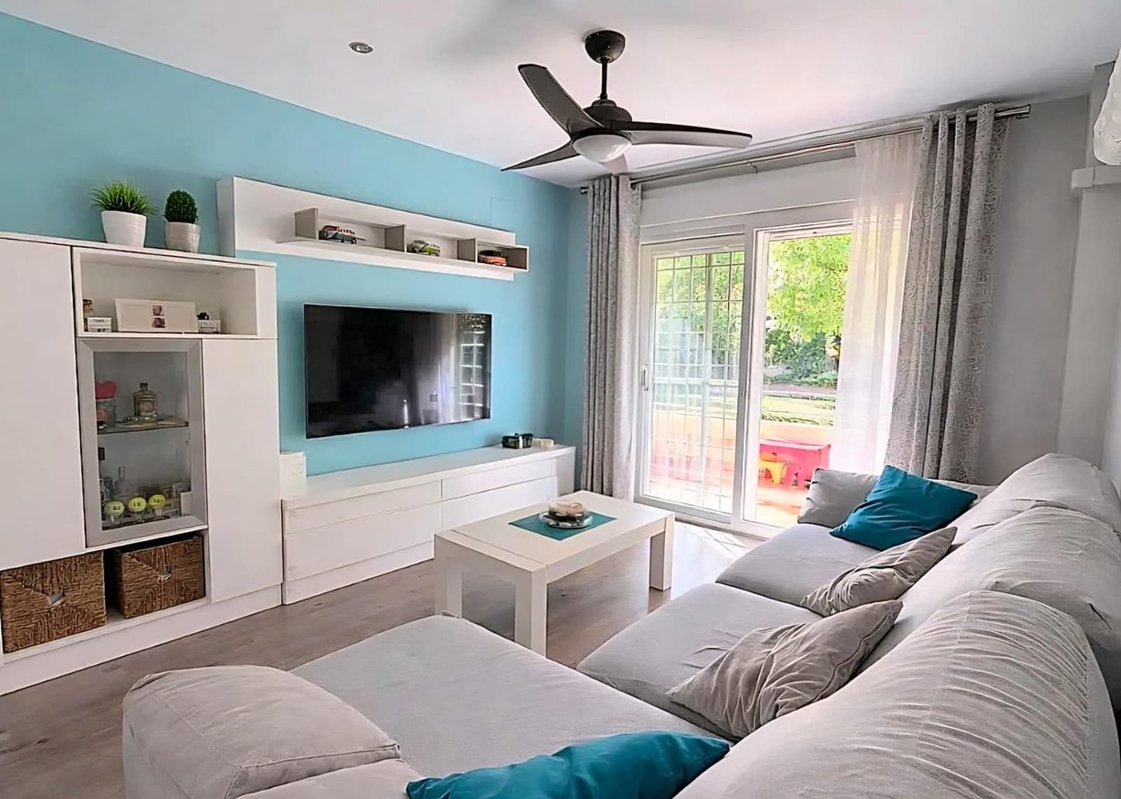 3 bedroom Flat for sale in Torremolinos with pool garage - € 359,000 (Ref: 9656010)