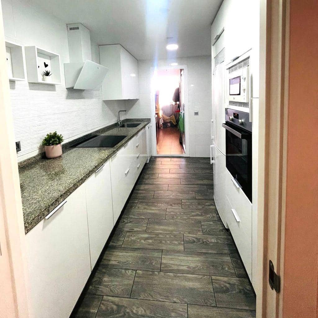 3 sovrum Lägenhet till salu i Arroyo de la Miel med pool garage - 375 000 € (Ref: 9656815)