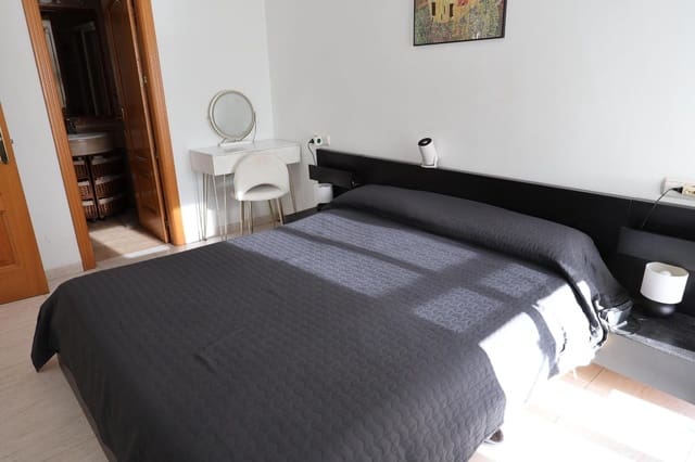 2 sovrum Lägenhet till salu i Zona Centro Comercial Torrequebrada, Benalmádena med pool garage - 295 000 € (Ref: 9656816)