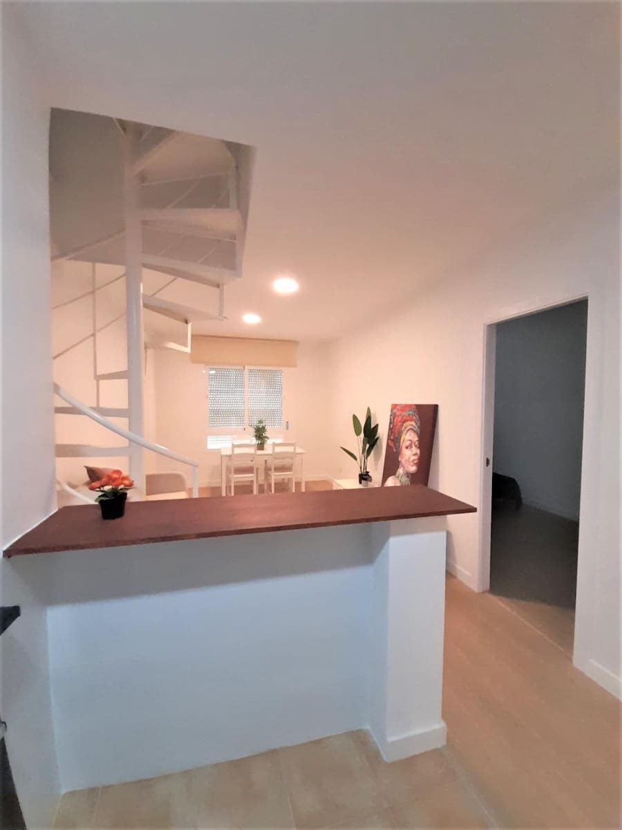 2 soveværelse Penthouse til salg i Malaga by med garage - € 330.000 (Ref: 9656819)