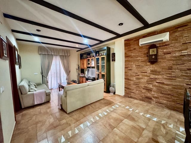 4 bedroom Terraced Villa for sale in Benalmádena with garage - € 410,000 (Ref: 9656823)