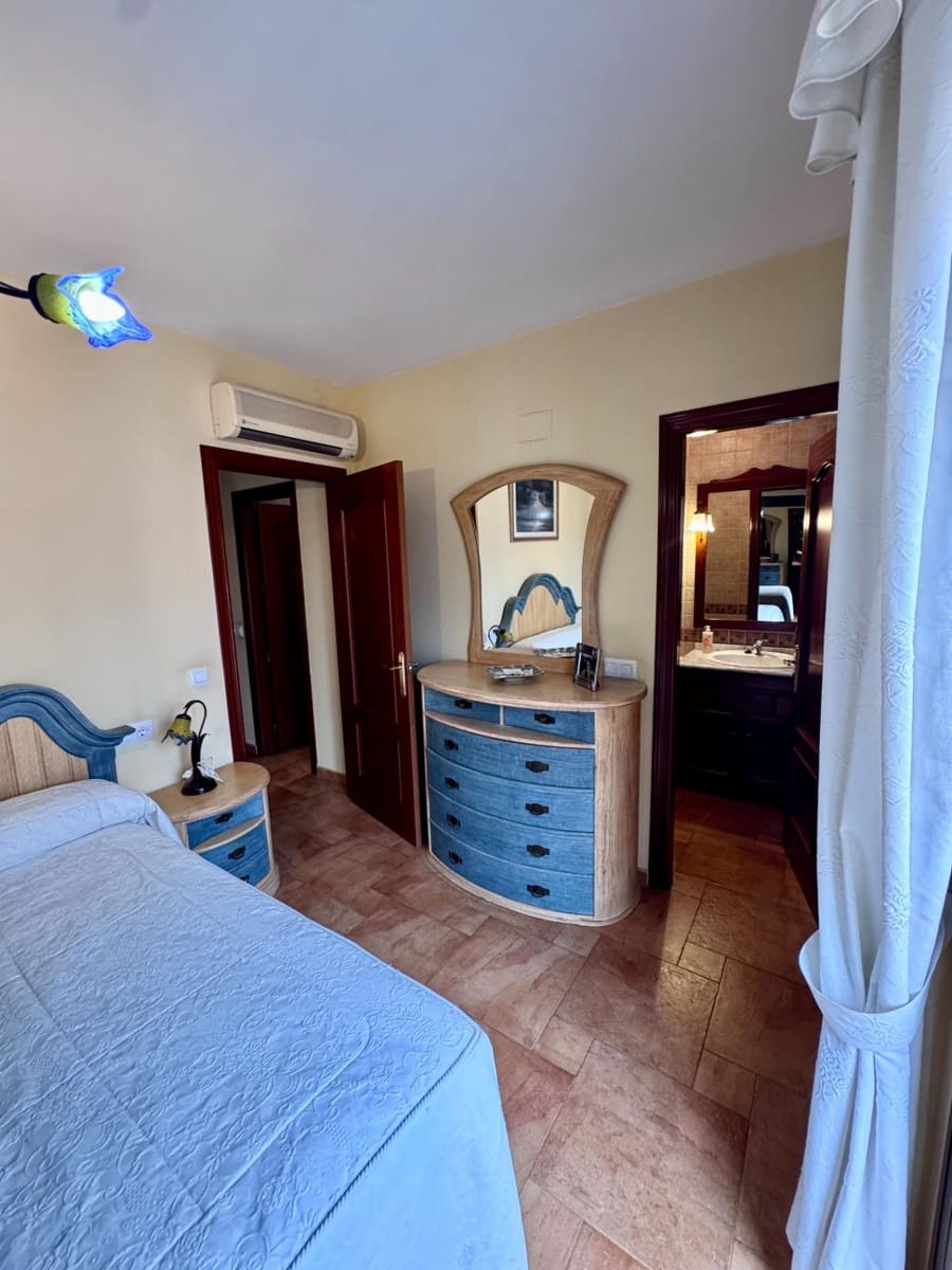 4 Zimmer Reihenhaus zu verkaufen in Benalmadena mit Garage - 410.000 € (Ref: 9656823)