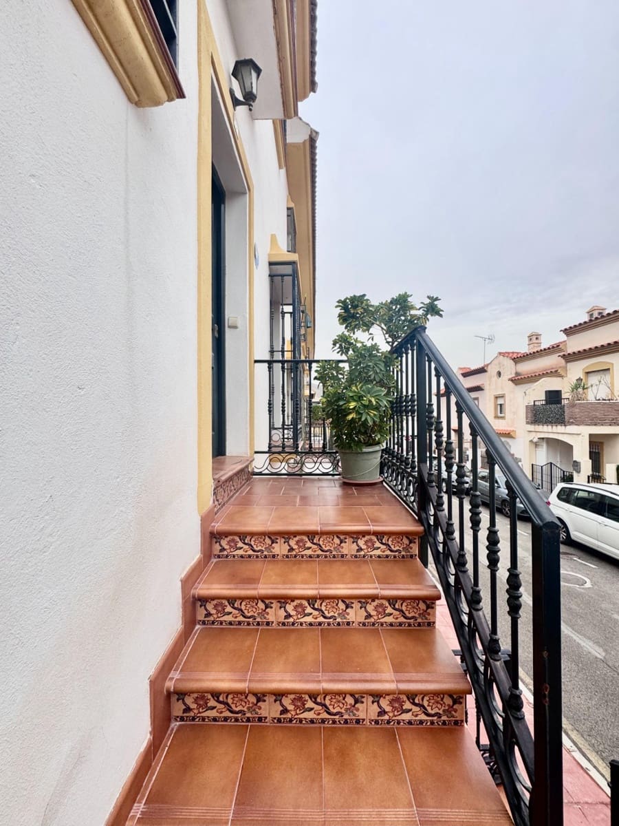 4 Zimmer Reihenhaus zu verkaufen in Benalmadena mit Garage - 410.000 € (Ref: 9656823)