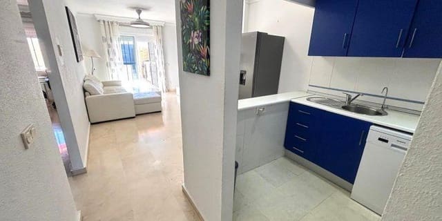 Piso de 2 habitaciones en Benalmádena en venta con piscina garaje - 290.000 € (Ref: 9656828)