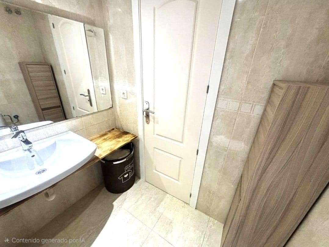 2 bedroom Flat for sale in Benalmadena with pool garage - € 290,000 (Ref: 9656828)