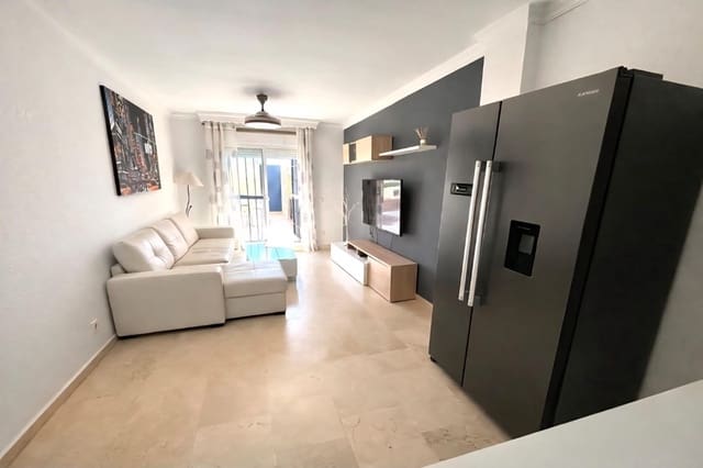 Piso de 2 habitaciones en Benalmádena en venta con piscina garaje - 290.000 € (Ref: 9656828)