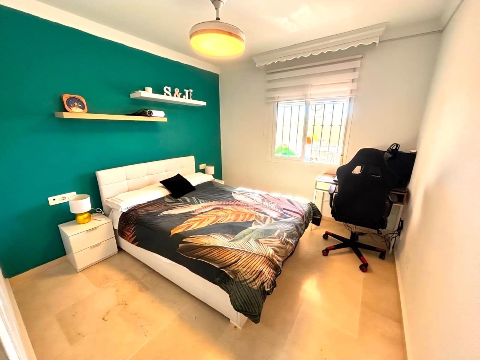 2 bedroom Flat for sale in Benalmadena with pool garage - € 290,000 (Ref: 9656828)