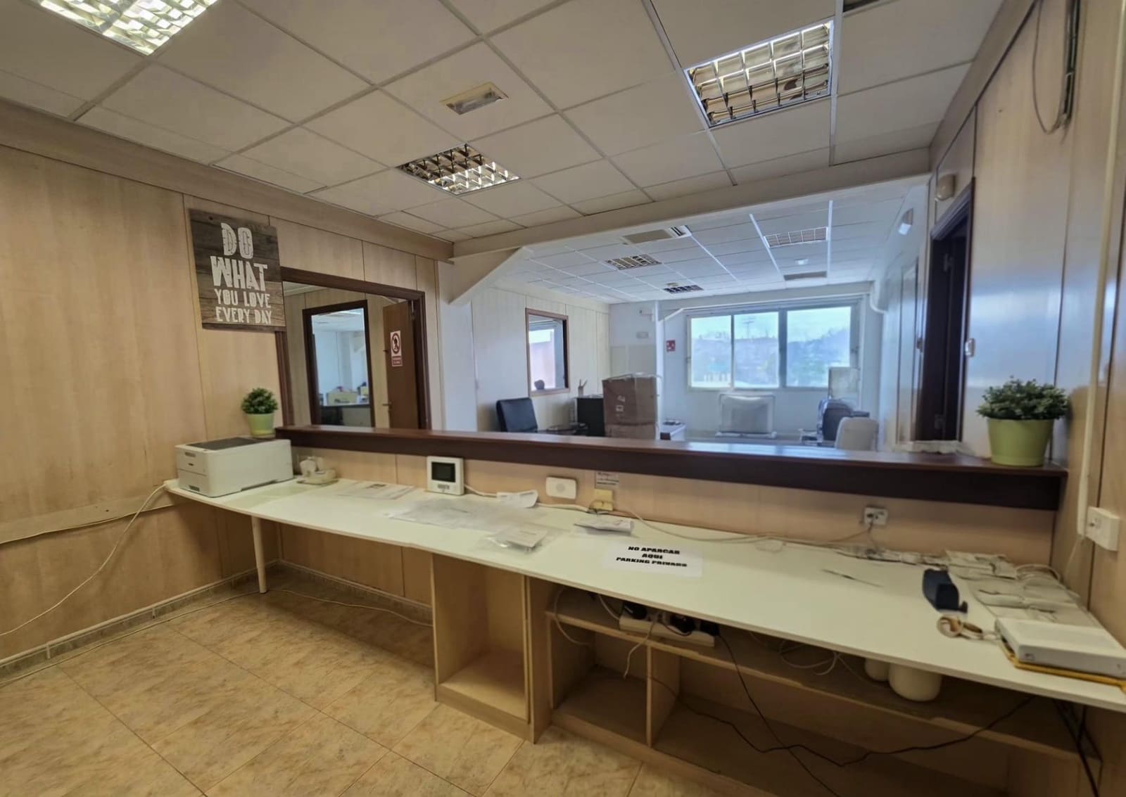 Office for rent in Arroyo de la Miel - € 2,500 (Ref: 9656892)