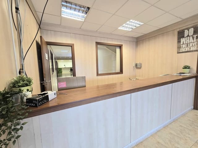Office for rent in Arroyo de la Miel, Benalmádena - € 2,500 (Ref: 9656892)