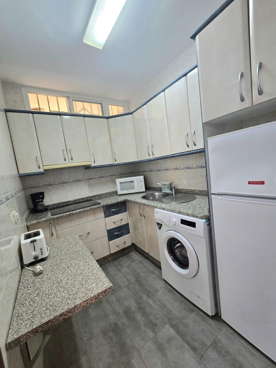 1 sovrum Lägenhet till salu i Benalmadena - 324 000 € (Ref: 9656894)