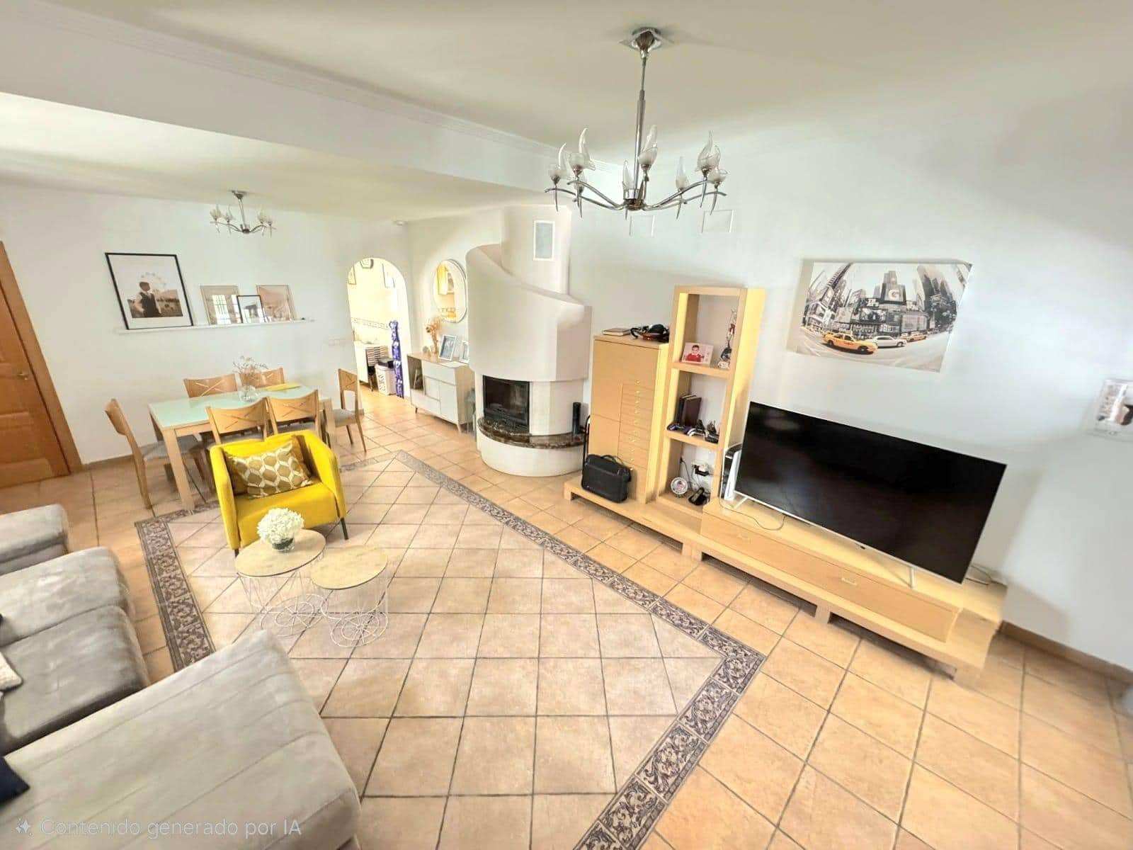 4 quarto Moradia em Banda para venda em Fuengirola com piscina - 690 000 € (Ref: 9656897)