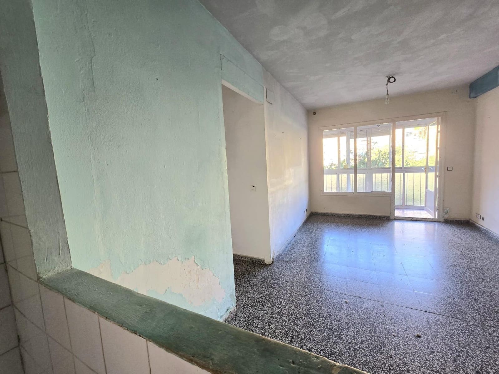 3 slaapkamer Flat te koop in Malaga stad - € 174.000 (Ref: 9656900)