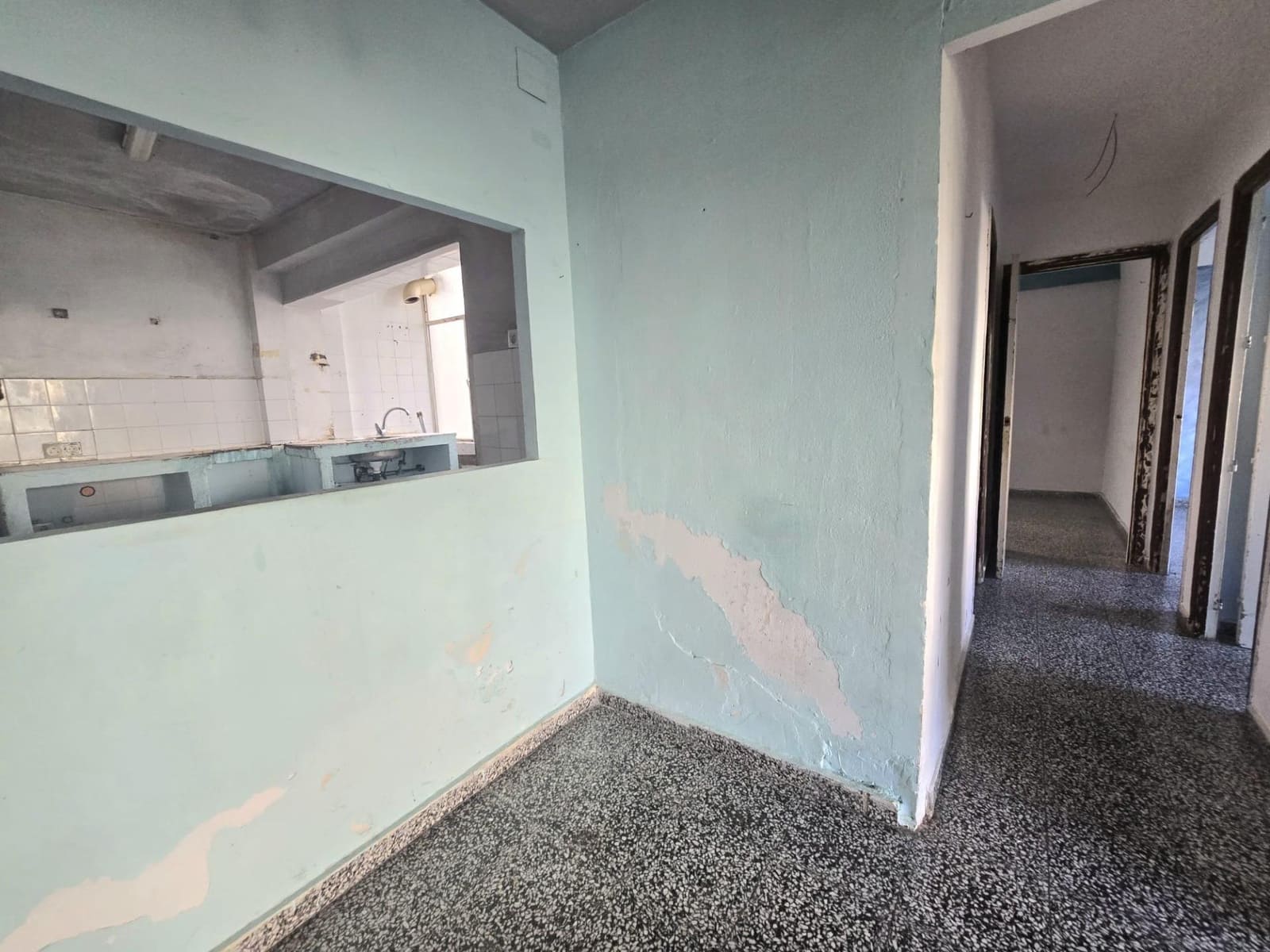 3 slaapkamer Flat te koop in Malaga stad - € 174.000 (Ref: 9656900)