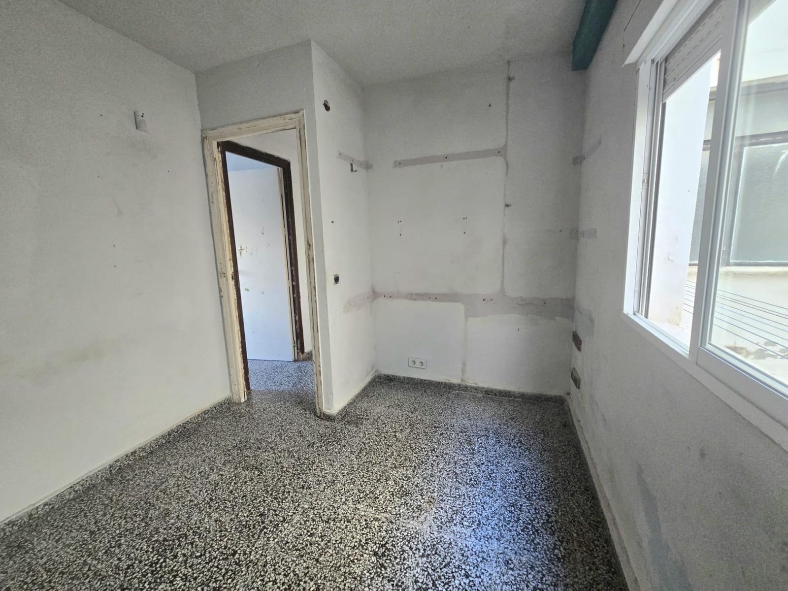 3 slaapkamer Flat te koop in Malaga stad - € 174.000 (Ref: 9656900)