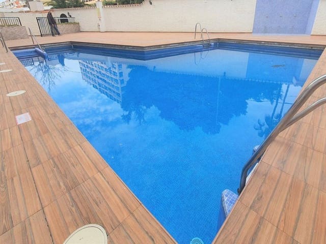 Estudio en Torremolinos en venta con piscina - 220.000 € (Ref: 9656901)
