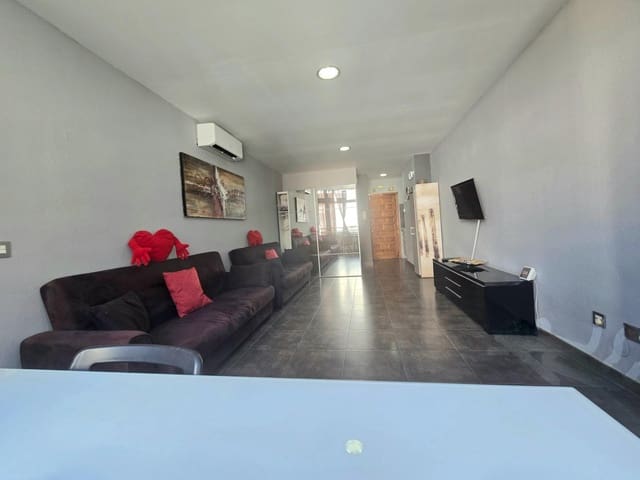 Yksiö myytävänä paikassa Torremolinos - 155 900 € (Ref: 9656903)