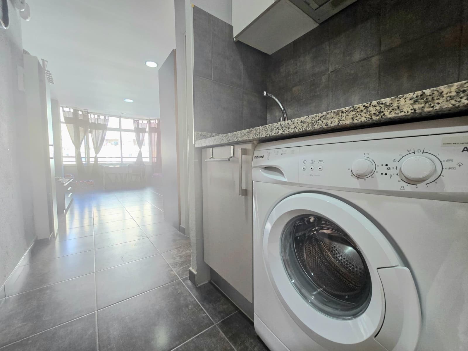 Yksiö myytävänä paikassa Torremolinos - 155 900 € (Ref: 9656903)