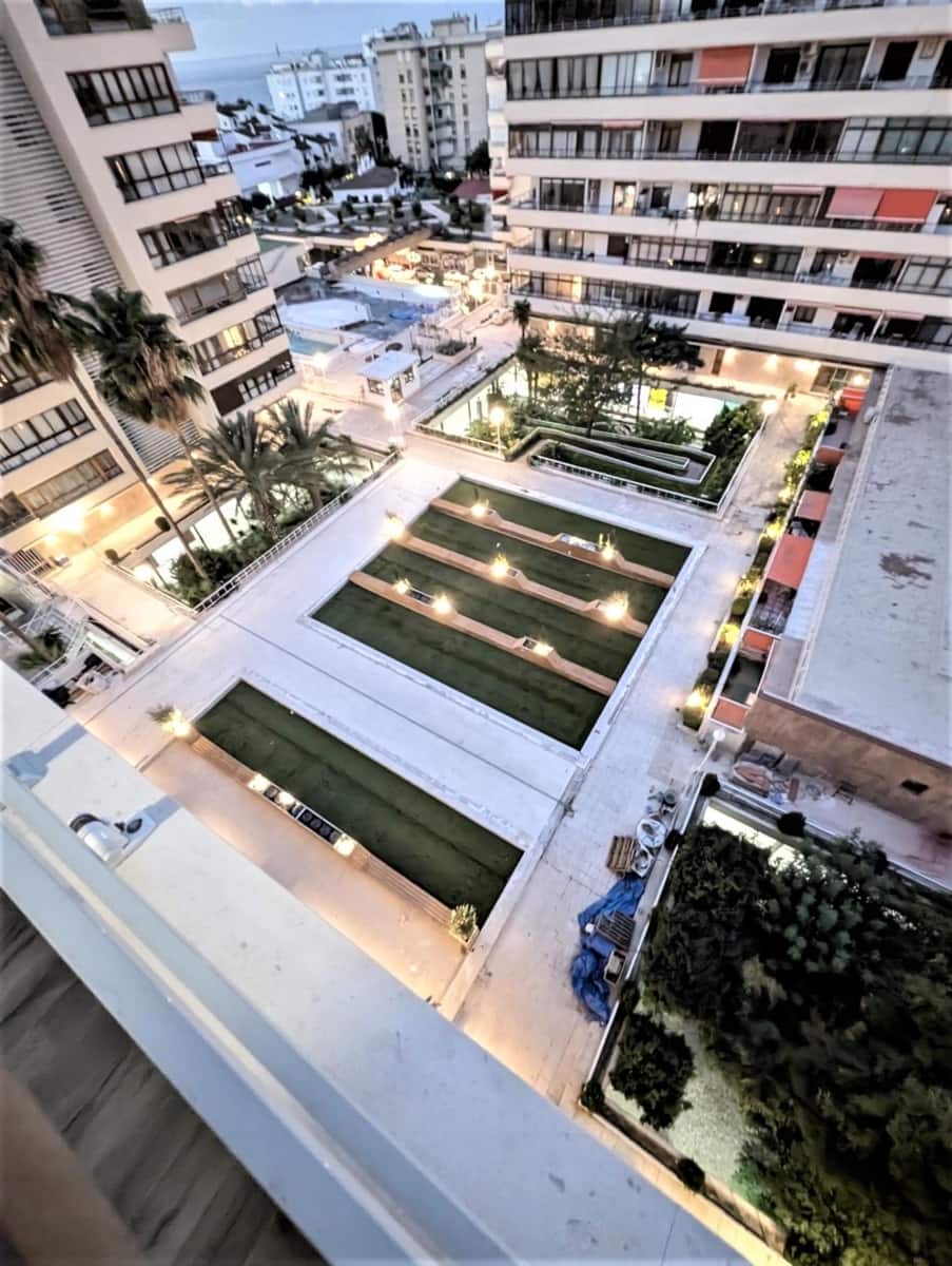 2 bedroom Flat for sale in Torremolinos with pool - € 273,000 (Ref: 9656905)