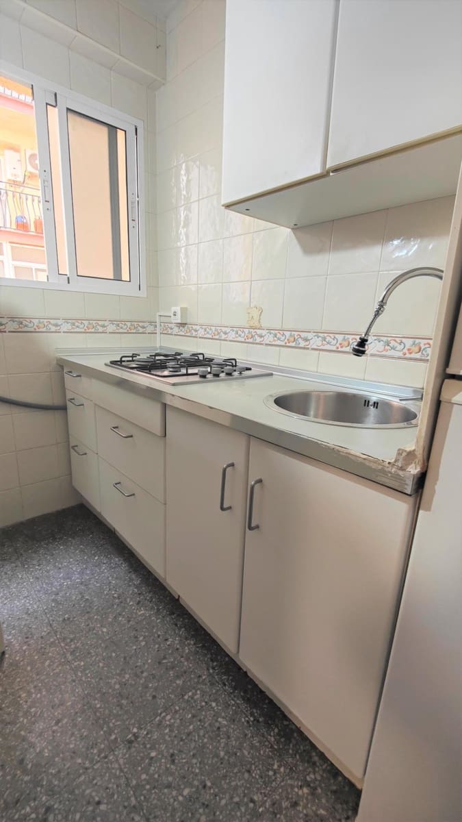 Piso de 2 habitaciones en Torremolinos en venta - 255.000 € (Ref: 9656906)