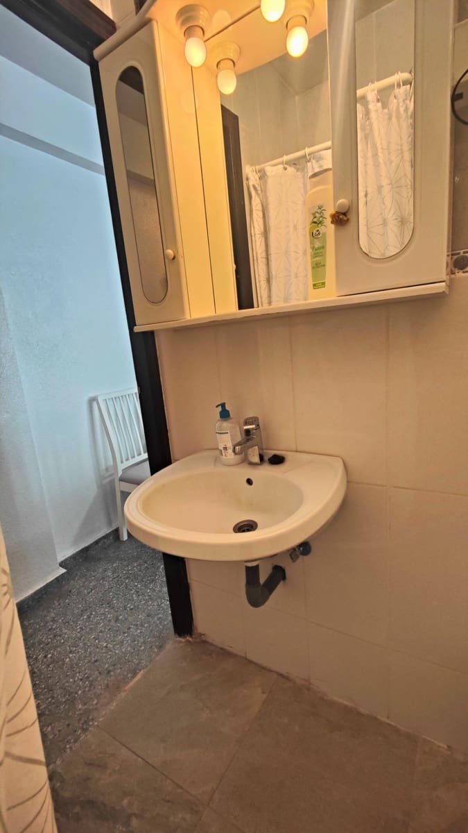 Piso de 2 habitaciones en Torremolinos en venta - 255.000 € (Ref: 9656906)