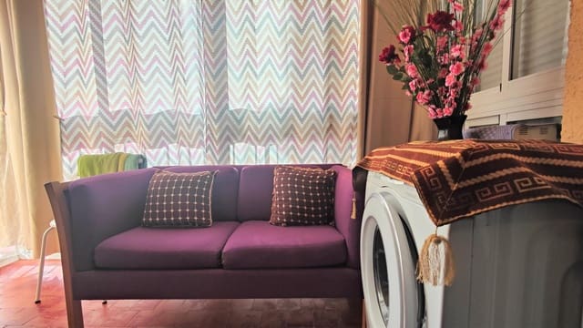 2 makuuhuone Asunto myytävänä paikassa Torremolinos - 255 000 € (Ref: 9656906)