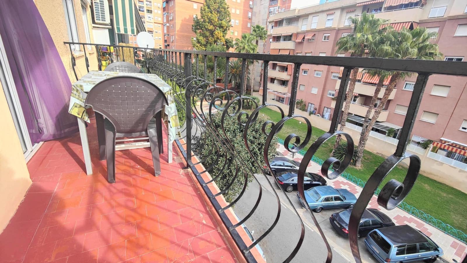 Piso de 2 habitaciones en Torremolinos en venta - 255.000 € (Ref: 9656906)