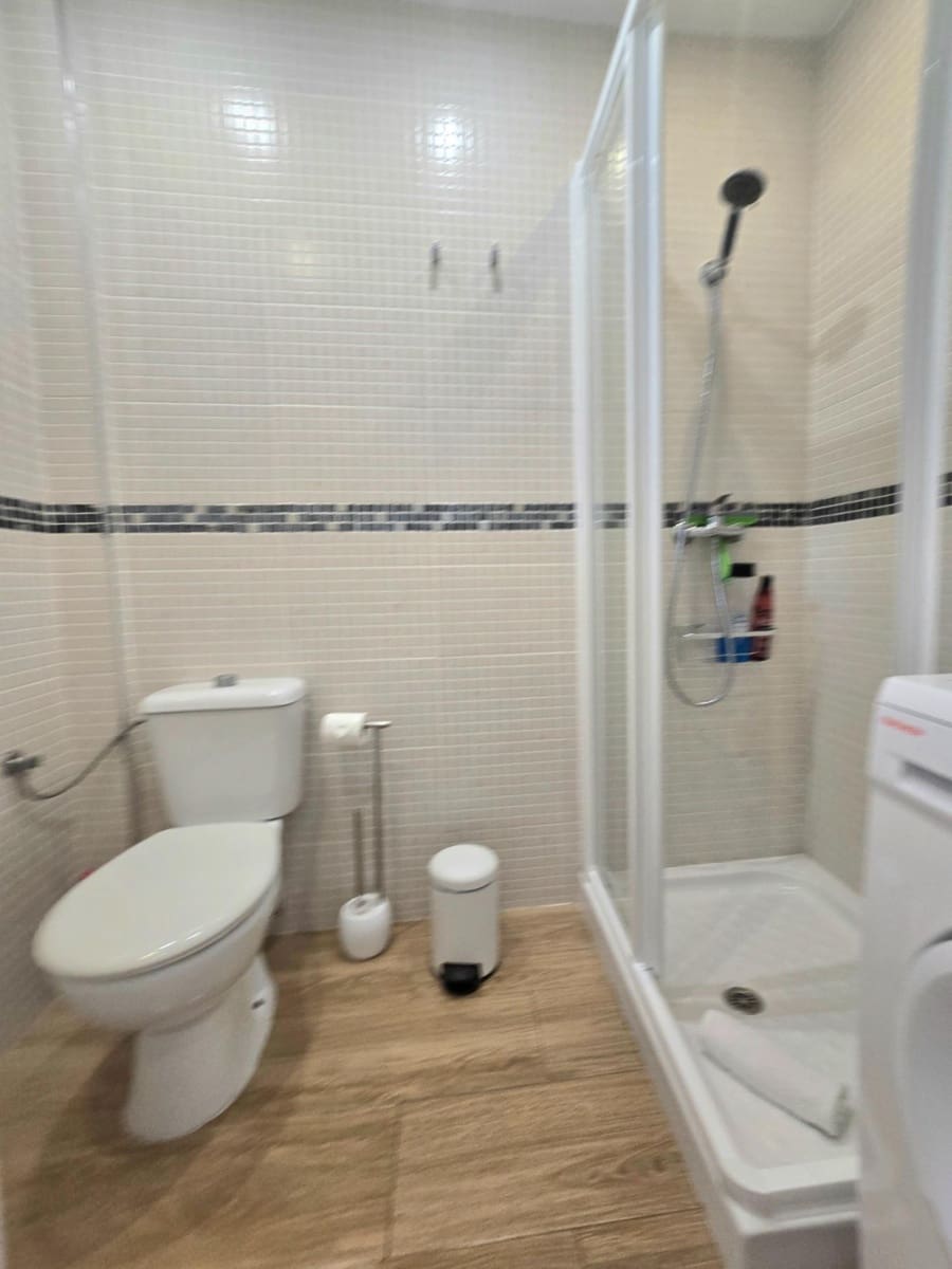 Yksiö myytävänä paikassa Torremolinos - 189 000 € (Ref: 9656909)