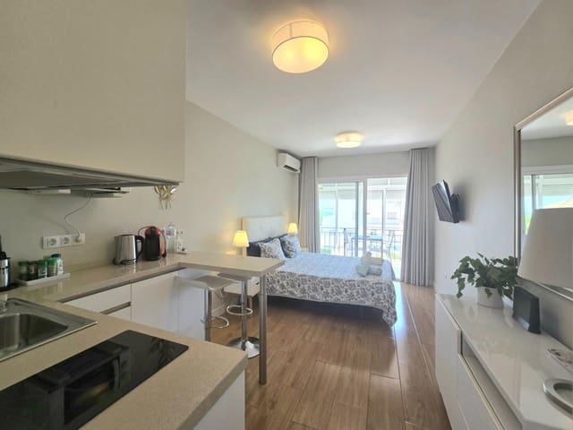 Yksiö myytävänä paikassa Torremolinos - 189 000 € (Ref: 9656909)