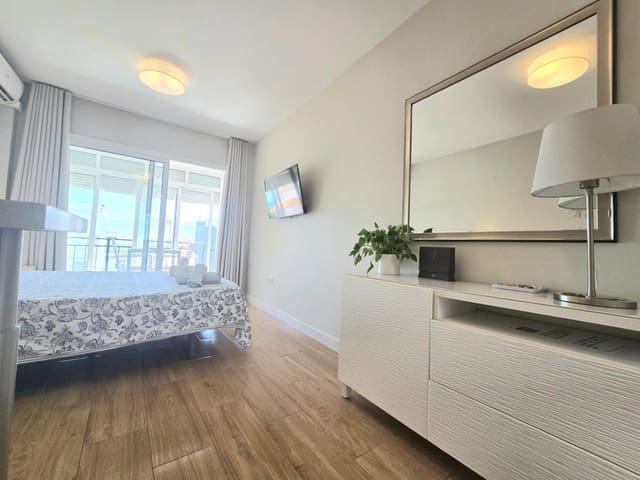 Yksiö myytävänä paikassa Torremolinos - 189 000 € (Ref: 9656909)