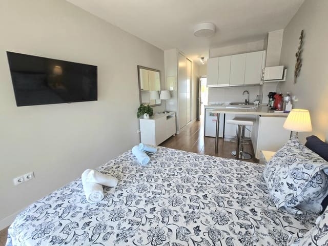 Yksiö myytävänä paikassa Torremolinos - 189 000 € (Ref: 9656909)