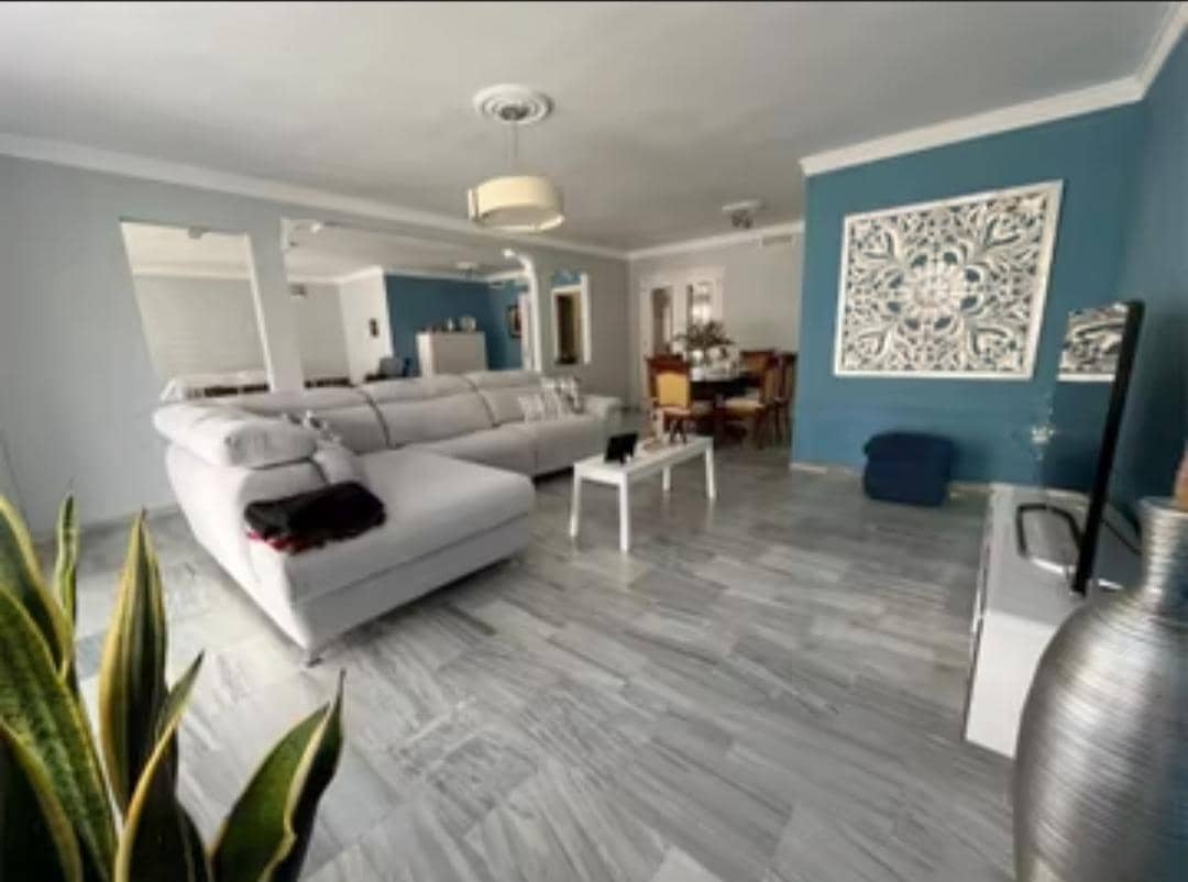 3 makuuhuone Asunto myytävänä paikassa Torremolinos - 390 000 € (Ref: 9656911)