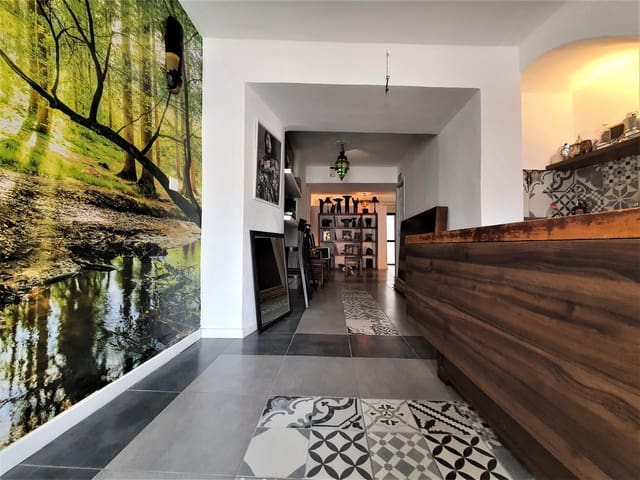 Flat for sale in Arroyo de la Miel, Benalmádena - € 175,000 (Ref: 9656914)