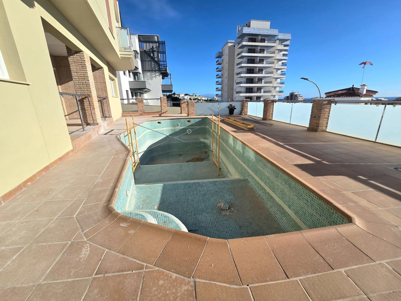 1 bedroom Flat for sale in Torremolinos with pool garage - € 299,000 (Ref: 9656915)