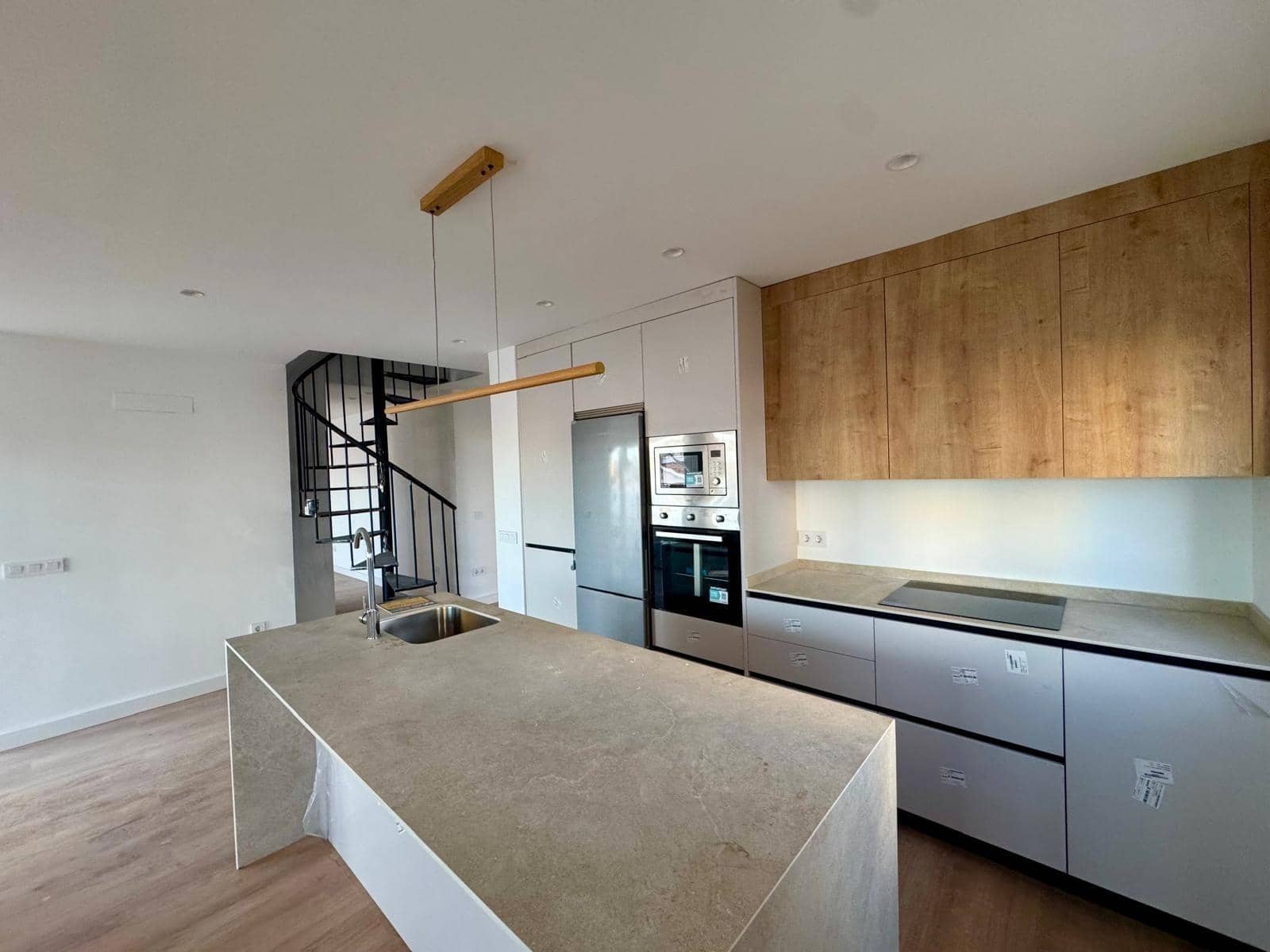 3 slaapkamer Appartement te koop in Torremolinos met zwembad garage - € 590.000 (Ref: 9656918)