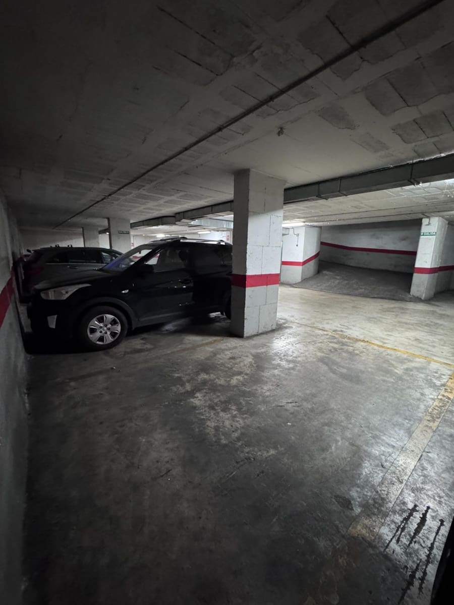 Garage for sale in Malaga city - € 55,000 (Ref: 9656919)