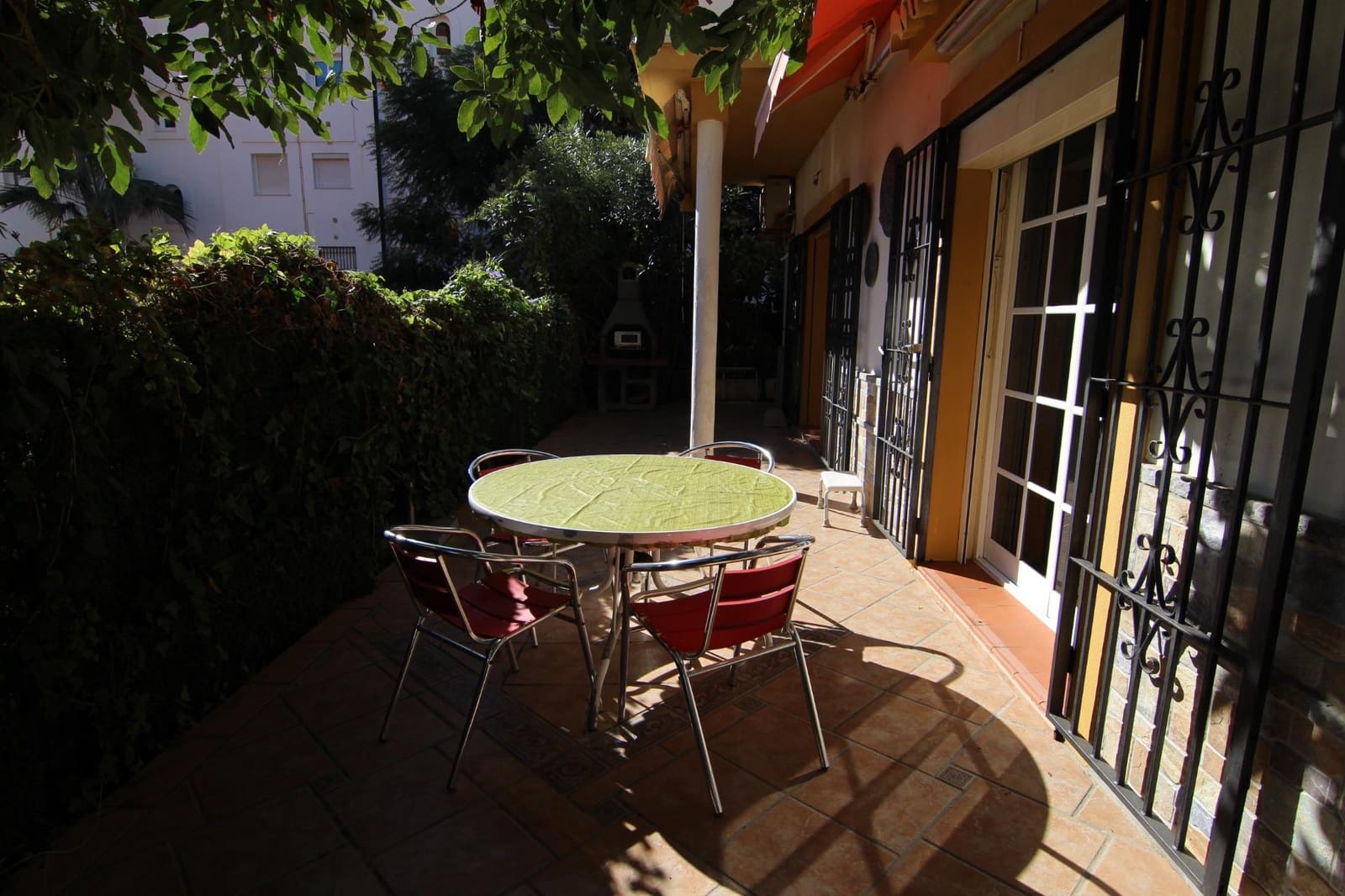 2 makuuhuone Huvila myytävänä paikassa Torremolinos mukana 
autotalli - 635 000 € (Ref: 9656923)